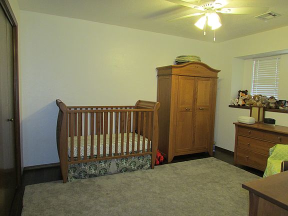 4th image of 8017 Brownsville Ln
