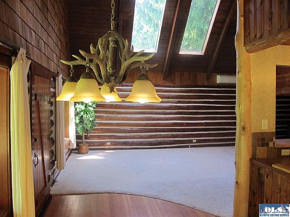 4th image of 292 Dodger Ln
