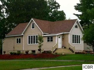 106 Hartley Ave, Coleraine, MN 55722
