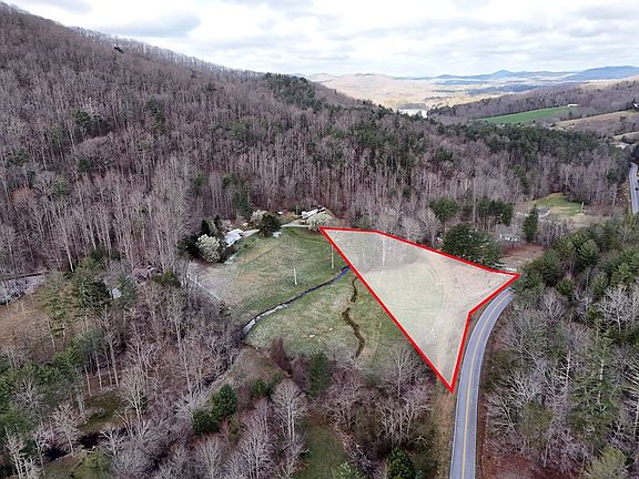 3rd image of 2 Whippoorwill Way