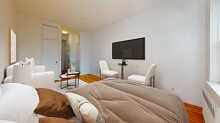 Rented by Bond New York