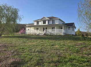 18877 E 1200 Road, Stockton, MO 65785