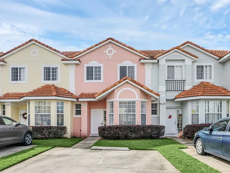 1160 S Beach Cir — Photo 1