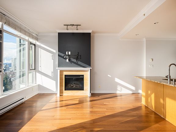 4th image of 1333 W 11th Ave #601