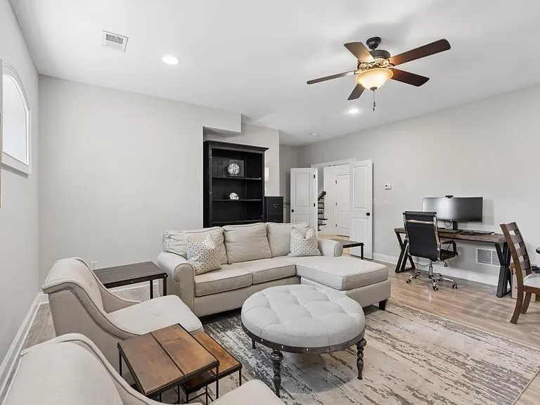 3585 Roxboro Rd NE #6 — Photo 41