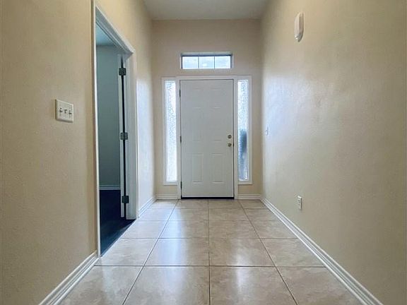 4th image of 865 Ashford St