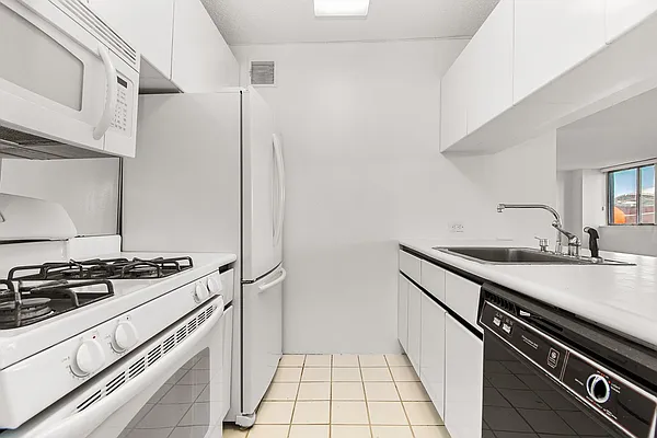 Rented by Argo Residential | media 7