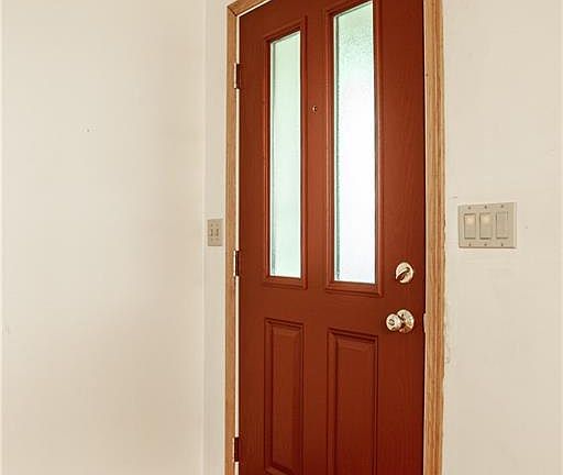 4th image of 14641 Wellington Ct