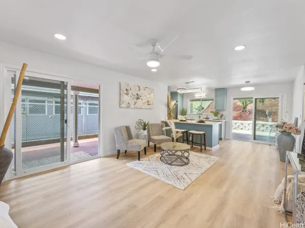 98-1667 Hoomaike St, Pearl City, HI 96782