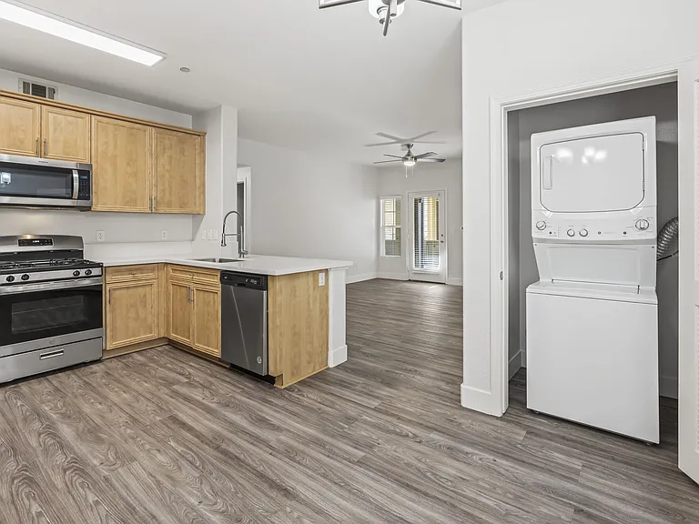 St Claire — Photo 25