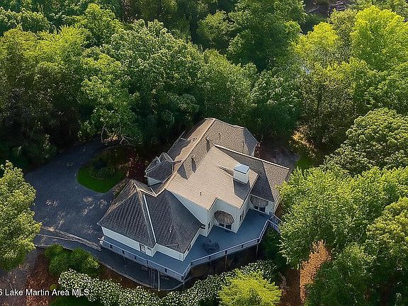 2nd image of 127 Ridge Crest Dr