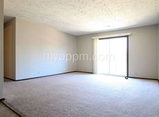 824 Lincoln Rd APT 305, Bellevue, NE 68005