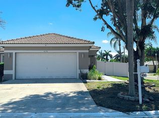 4190 NW 62nd Dr, Coconut Creek, FL 33073