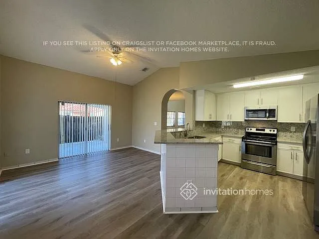 5035 SW 154th Ct — Photo 5
