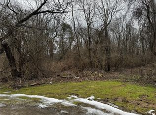 Fowler Ln, New Castle, PA 16101