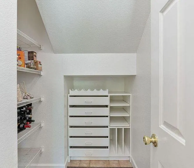 2312 Medallion Way — Photo 8
