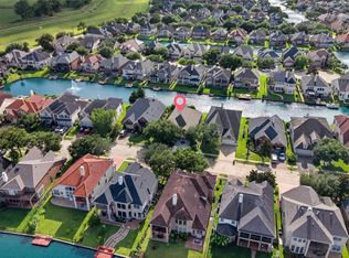 14326 Manorbier Ln, Sugar Land, TX 77498