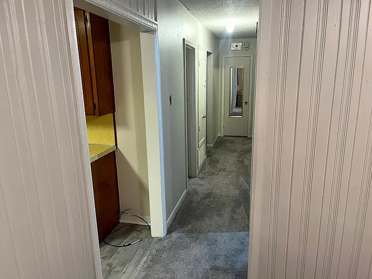 1230 E Leonard St — Photo 32