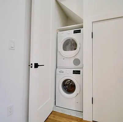 Rented by Compass | media 14