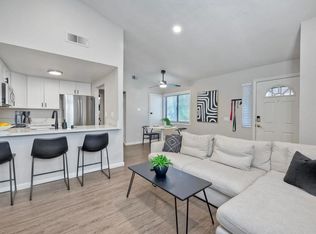 1941 Wellington Ln UNIT 4, Vista, CA 92081