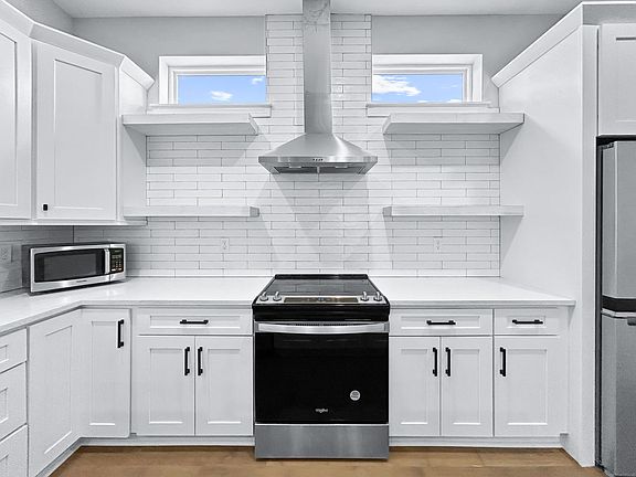 5th image of 4215 W North A St #7