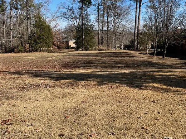 310 Starboard Tack, Greenwood, SC 29649