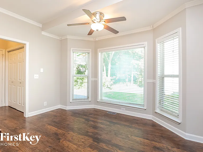 221 Shoemaker Ct — Photo 5