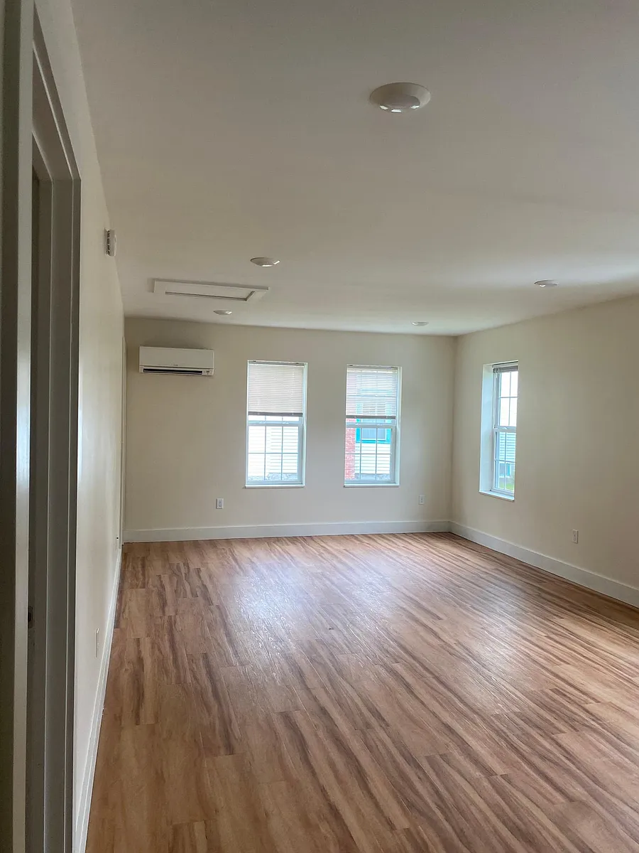 Building Photo - 17 White St #C