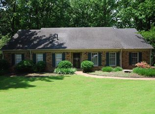 2373 Kirby Pkwy, Memphis, TN 38119
