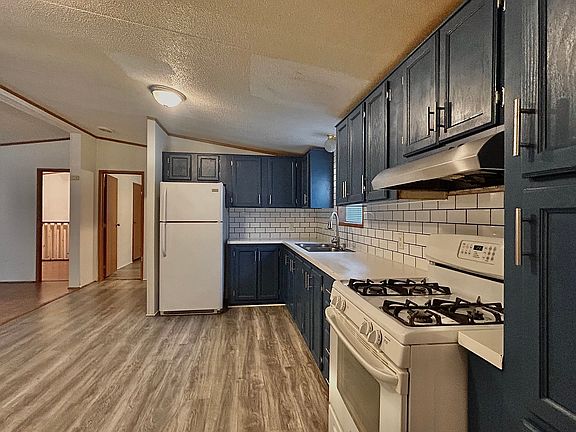 3rd image of 5014 Rockberry Rd