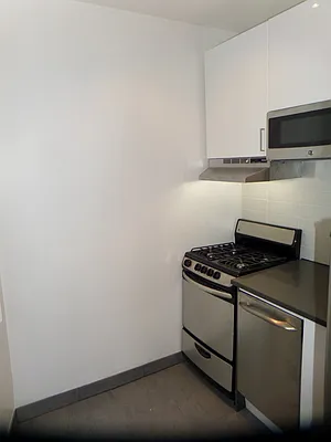 Rented by Vassiliou Group | media 35