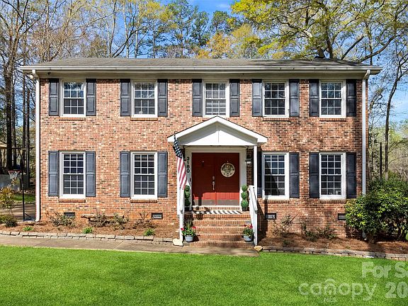 2nd image of 3180 Pinetuck Ln