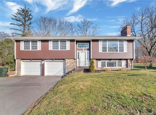 36 Harvest Ln, East Hartford, CT 06118