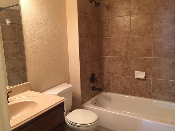 4th image of 1333 Pine Forest Cir