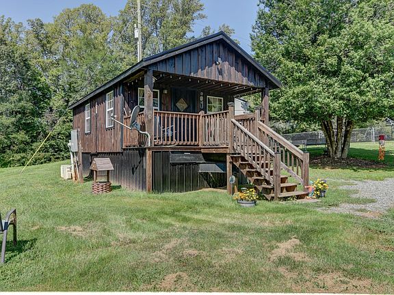 2nd image of 147 Freshwater Cove Ln