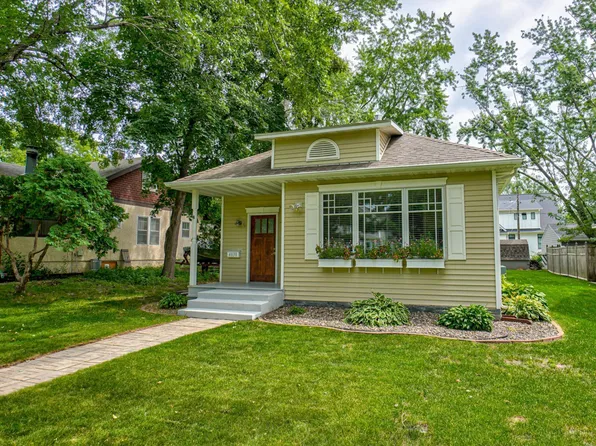 4838 Stewart Ave, White Bear Lake, MN 55110