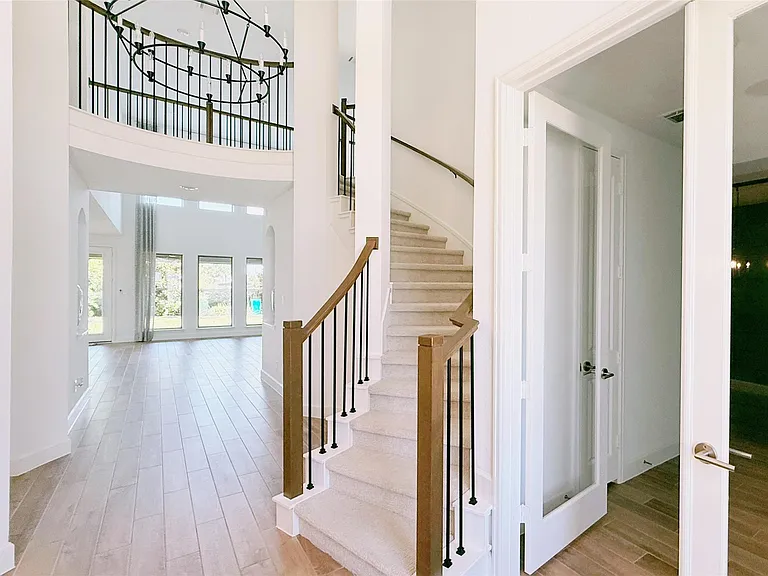 29843 Beth Terrace Ln — Photo 12
