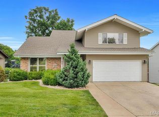 13 Harbor Point Ct, Lake Saint Louis, MO 63367