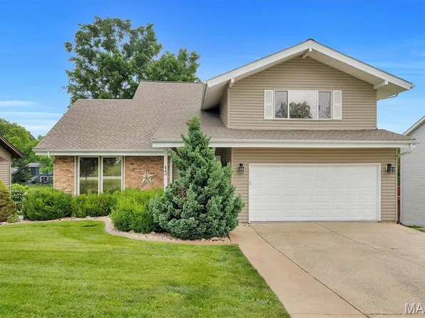 13 Harbor Point Ct, Lake Saint Louis, MO 63367