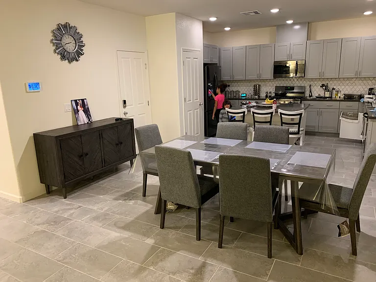 2019 Memorial Ln — Photo 4