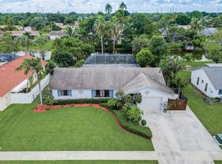 128 Martin Cir, Royal Palm Beach, FL 33411