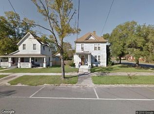 902 Elizabeth St, Waycross, GA 31503