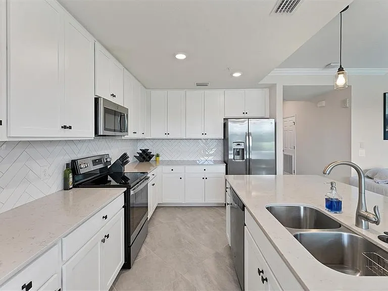 17704 Gawthrop Dr #102 — Photo 11