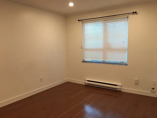 921 Thurlow St #303 — Photo 4