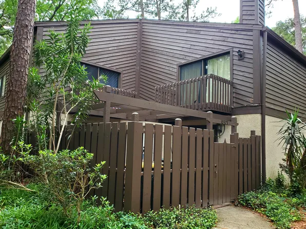 10373 Bigtree Cir E, Jacksonville, FL 32257