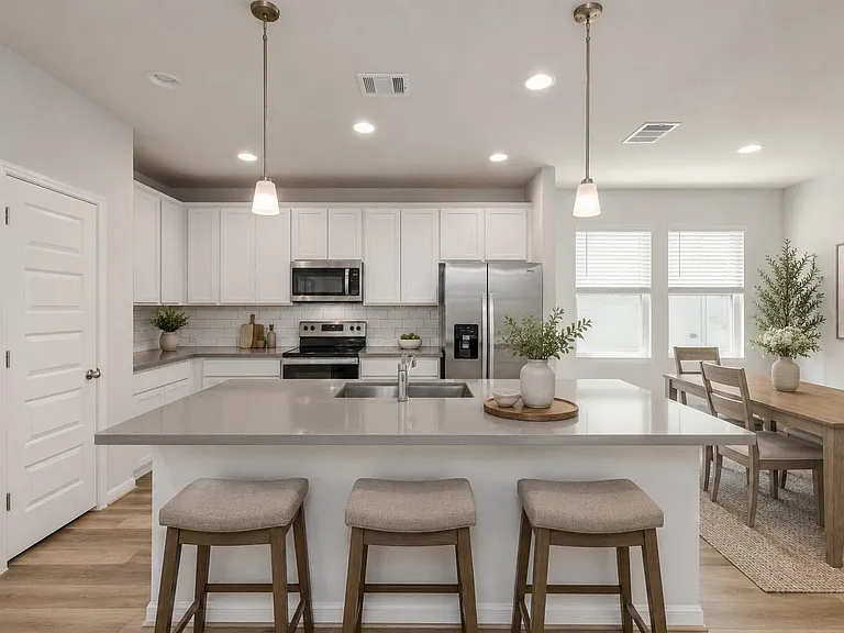 301 Elm Branch Trl — Photo 2
