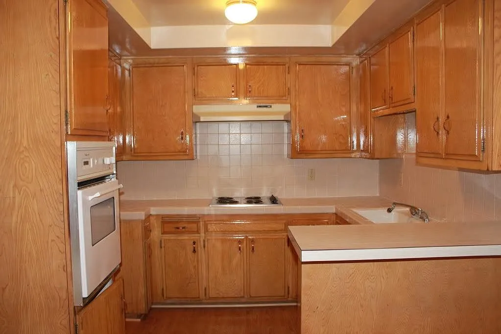 1 bed, 650 sqft, $1,950 — Photo 1
