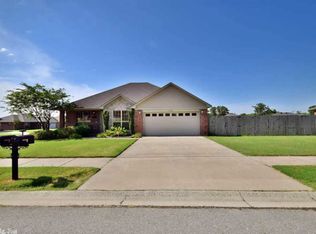 2735 Razorback Dr, Conway, AR 72032