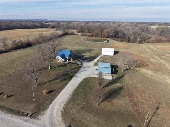1393 E 225 North Rd, Cowden, IL 62422