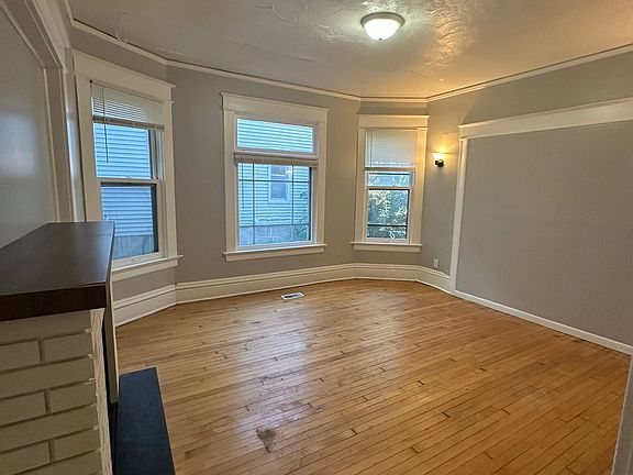 2nd image of 937 Clark St #1